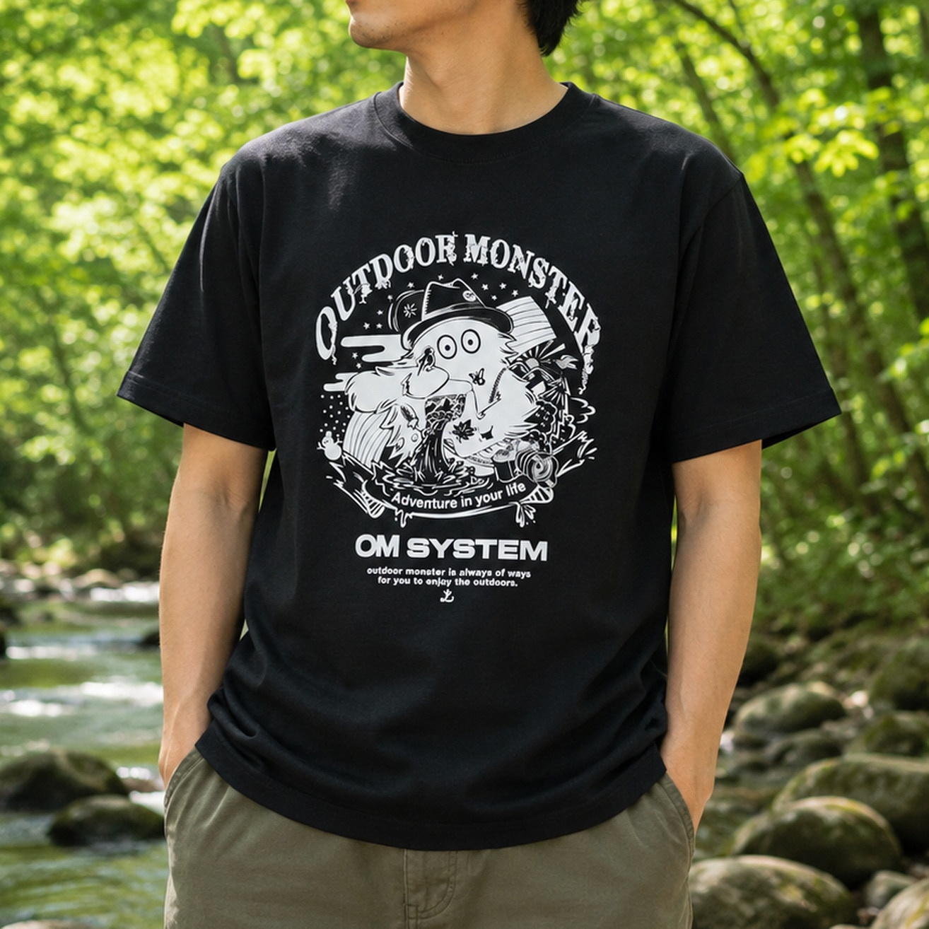【マイル交換品】OM SYSTEM×OUTDOOR MONSTERオリジナルTシャツ　ブラック　L