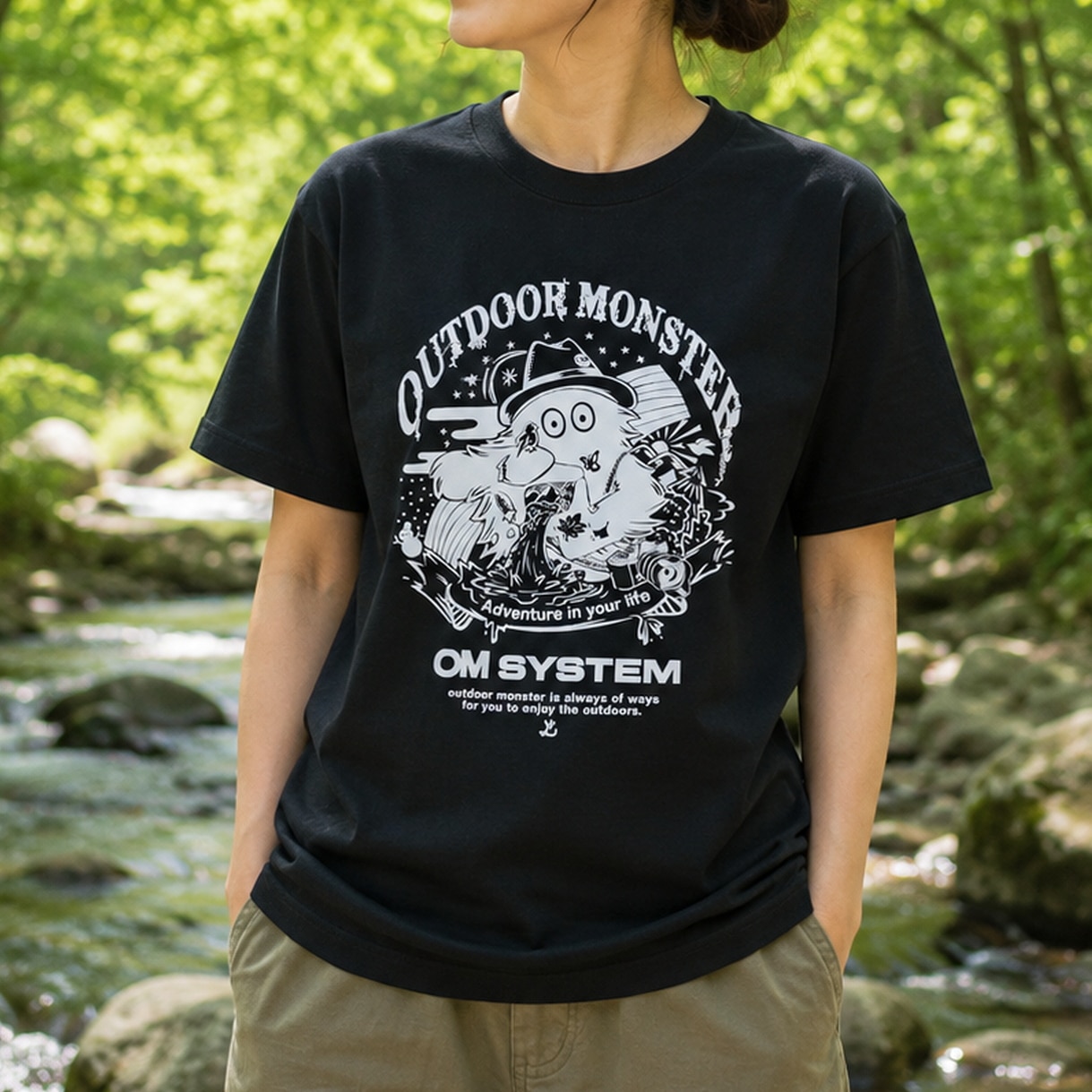 【マイル交換品】OM SYSTEM×OUTDOOR MONSTERオリジナルTシャツ　ブラック　M